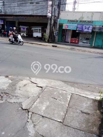 LOKASI STRATEGIS! Gudang di Madyopuro, Luas 1070m2m², Area Komersial, Mainroad LOKASI STRATEGIS! Gudang di Madyopuro, Luas 1070m2m², Area Komersial, Mainroad