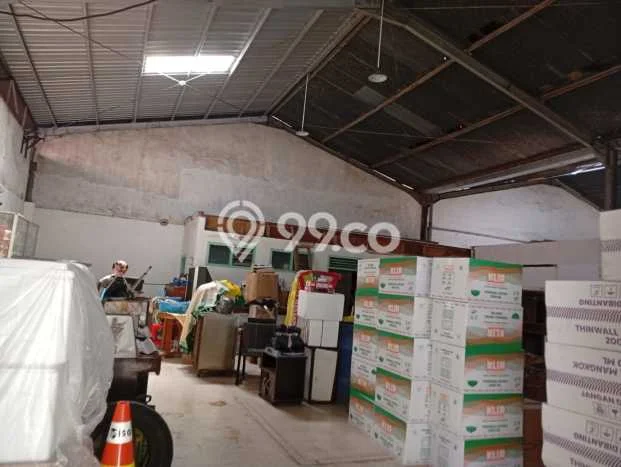 Gudang Disewakan di Blimbing, Luas 190m2m², Area Premium Gudang Disewakan di Blimbing, Luas 190m2m², Area Premium