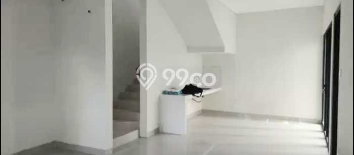 Disewakan! Rumah 3 Kamar Tidur &
3 Kamar Mandi di Modernland, Tangerang Disewakan! Rumah 3 Kamar Tidur &
3 Kamar Mandi di Modernland, Tangerang