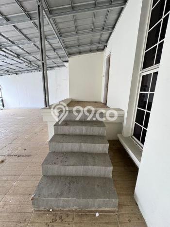 Rumah Disewakan Jakarta Barat LT 250m2 LB 241m2 Kawasan Green Lake City Rumah Disewakan Jakarta Barat LT 250m2 LB 241m2 Kawasan Green Lake City