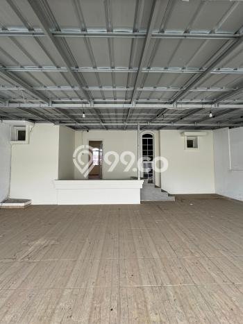 Rumah Disewakan Jakarta Barat LT 250m2 LB 241m2 Kawasan Green Lake City Rumah Disewakan Jakarta Barat LT 250m2 LB 241m2 Kawasan Green Lake City