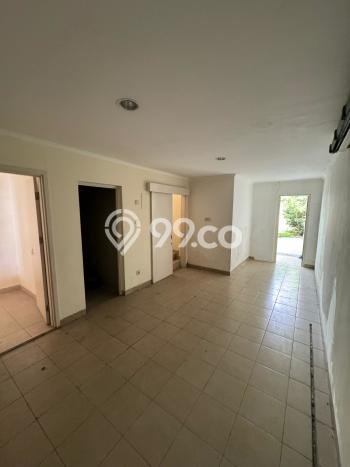Rumah Disewakan Jakarta Barat LT 250m2 LB 241m2 Kawasan Green Lake City Rumah Disewakan Jakarta Barat LT 250m2 LB 241m2 Kawasan Green Lake City