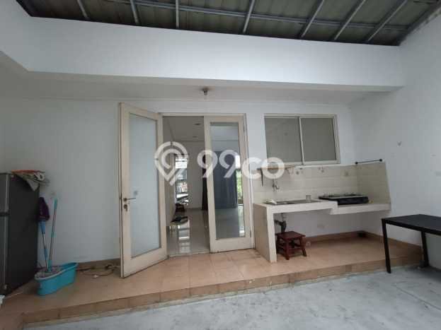 Disewakan! Rumah 3 Kamar Tidur &
3 Kamar Mandi di Puri Mansion, Jakarta Barat Disewakan! Rumah 3 Kamar Tidur &
3 Kamar Mandi di Puri Mansion, Jakarta Barat