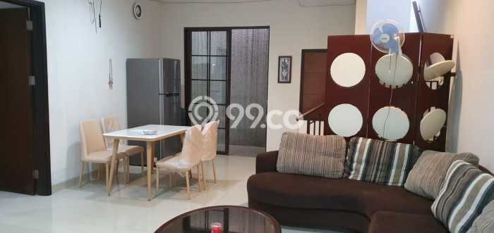 Rumah sewa siap pakai 3 KT di Green Lake City, Jakarta Barat Rumah sewa siap pakai 3 KT di Green Lake City, Jakarta Barat