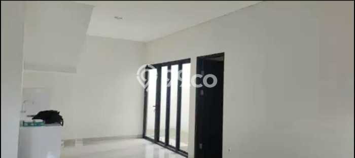 Disewakan! Rumah 3 Kamar Tidur &
3 Kamar Mandi di Modernland, Tangerang Disewakan! Rumah 3 Kamar Tidur &
3 Kamar Mandi di Modernland, Tangerang