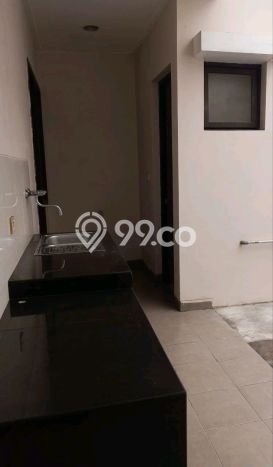 Disewakan! Rumah 4 Kamar Tidur &
3 Kamar Mandi di Green Lake City, Jakarta Barat Disewakan! Rumah 4 Kamar Tidur &
3 Kamar Mandi di Green Lake City, Jakarta Barat