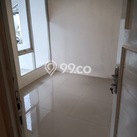 Dijual Rumah Strategis Bagus Punya 2 KT di Cisauk Tangerang - Dijual Rumah Strategis Bagus Punya 2 KT di Cisauk Tangerang -