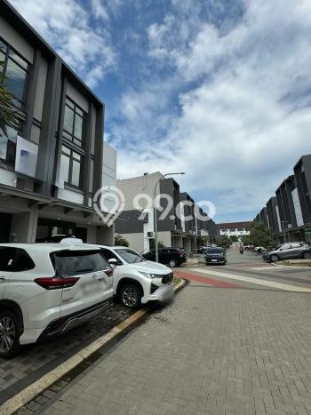 Ruko di BSD, Luas 182m², Kawasan Bisnis, Ramai Ruko di BSD, Luas 182m², Kawasan Bisnis, Ramai