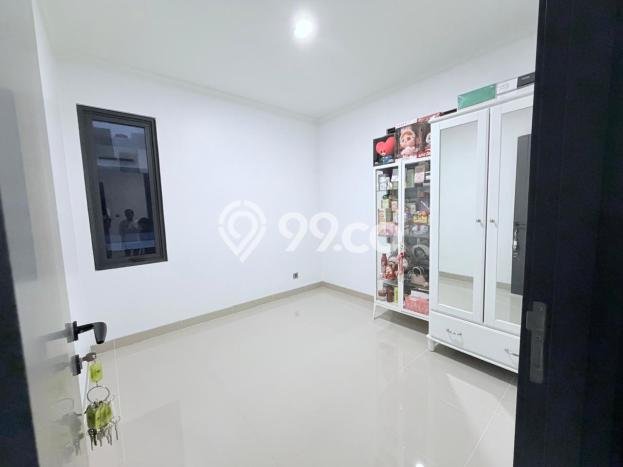 Jual Rumah Luas Elegan Dengan View Eksklusif di Gading Serpong, Tangerang Jual Rumah Luas Elegan Dengan View Eksklusif di Gading Serpong, Tangerang