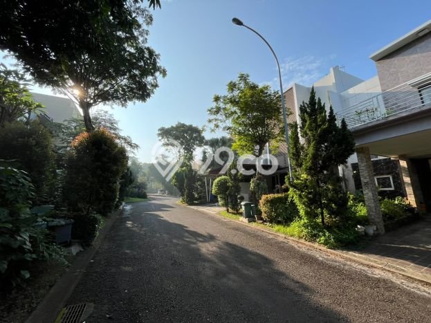 For Sale Rumah Mewah Exclusive di BSD, Tangerang Selatan For Sale Rumah Mewah Exclusive di BSD, Tangerang Selatan