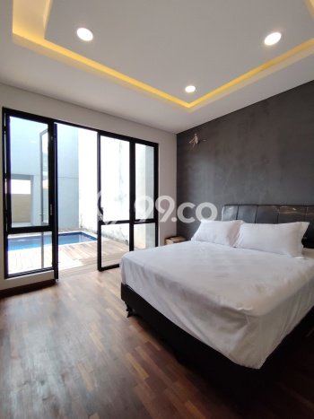 Siap Huni Hunian Elit 4 Kamar di BSD Dekat ke Mana Pun Siap Huni Hunian Elit 4 Kamar di BSD Dekat ke Mana Pun