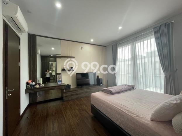 BEST DEAL Rumah Mewah 4 BR Disewakan di Tangerang Selatan Siap Huni BEST DEAL Rumah Mewah 4 BR Disewakan di Tangerang Selatan Siap Huni