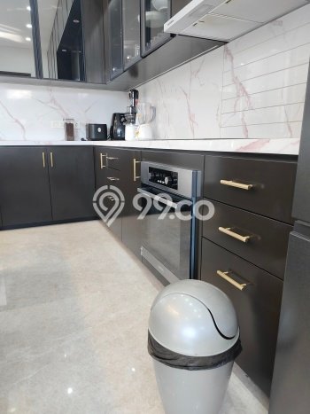 Rumah Luxury Modern Tanpa Renovasi di BSD Tangerang Rumah Luxury Modern Tanpa Renovasi di BSD Tangerang