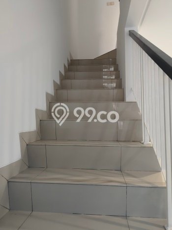 Rumah Luas Asri 3 KT Siap Huni di BSD Residence One Tangerang Rumah Luas Asri 3 KT Siap Huni di BSD Residence One Tangerang
