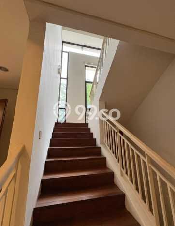 Ready to Use! Premium House LT 280m2 Desain Modern di BSD De Park Ready to Use! Premium House LT 280m2 Desain Modern di BSD De Park