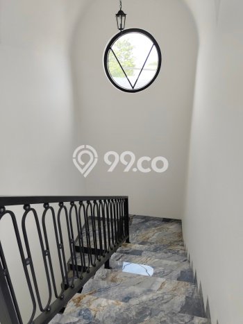 Jual Rumah Luas Elegan Dengan View Cantik di BSD The Icon, Tangerang Jual Rumah Luas Elegan Dengan View Cantik di BSD The Icon, Tangerang