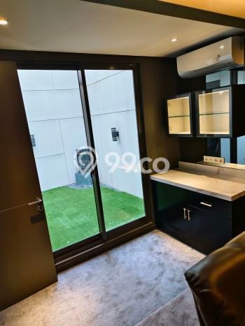 Rumah Luxury Modern Tanpa Renovasi di BSD Tangerang Rumah Luxury Modern Tanpa Renovasi di BSD Tangerang