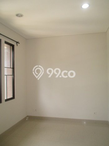 Jual Rumah Eksklusif 2 KT di BSD, Tangerang Jual Rumah Eksklusif 2 KT di BSD, Tangerang