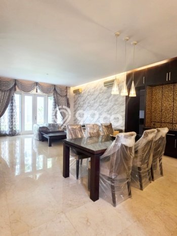 Disewakan Hunian Konsep Modern di BSD Tangerang Selatan dengan 3 KT Disewakan Hunian Konsep Modern di BSD Tangerang Selatan dengan 3 KT