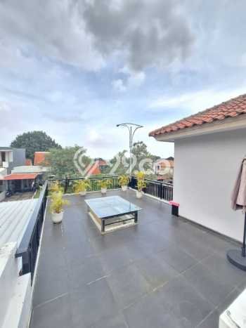 Rumah Strategis Modern Lb 250m2 di Batam Kota, Batam Rumah Strategis Modern Lb 250m2 di Batam Kota, Batam