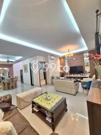 Rumah Strategis Modern Lb 250m2 di Batam Kota, Batam Rumah Strategis Modern Lb 250m2 di Batam Kota, Batam