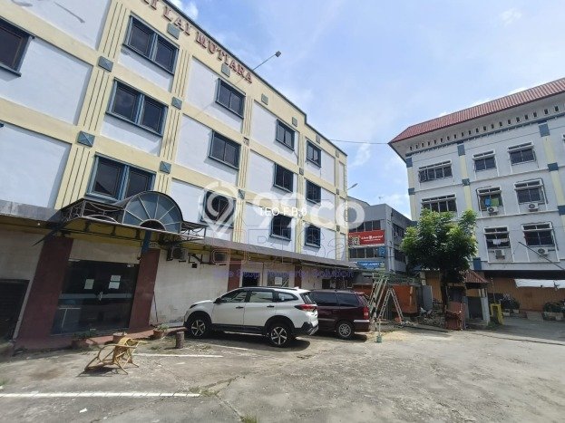 AREA BISNIS! Hotel di Lubuk Baja, Luas 2400m2m², Jalan Utama, Strategis AREA BISNIS! Hotel di Lubuk Baja, Luas 2400m2m², Jalan Utama, Strategis