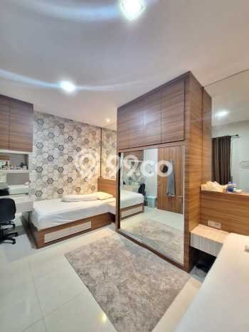 Rumah Strategis Modern Lb 250m2 di Batam Kota, Batam Rumah Strategis Modern Lb 250m2 di Batam Kota, Batam