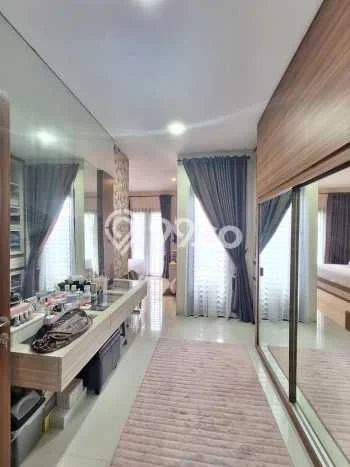 Rumah Strategis Modern Lb 250m2 di Batam Kota, Batam Rumah Strategis Modern Lb 250m2 di Batam Kota, Batam