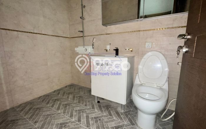 Rumah Mewah LB 141m2 Siap Pakai Desain Elegan di Tiban, Batam Rumah Mewah LB 141m2 Siap Pakai Desain Elegan di Tiban, Batam