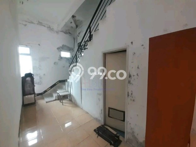 FOR SALE! Ruko di Batam Kota Batam, LT 93m2, LB 268m2 FOR SALE! Ruko di Batam Kota Batam, LT 93m2, LB 268m2