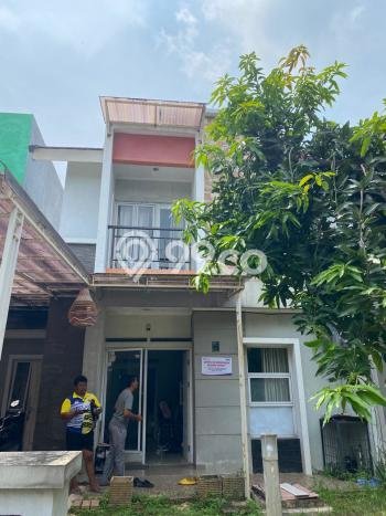 Jual Rumah Strategis Bagus Punya 3 KT di Cakung Jakarta Timur - Jual Rumah Strategis Bagus Punya 3 KT di Cakung Jakarta Timur -