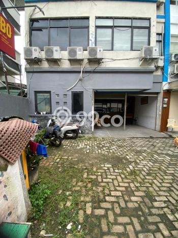 Unit Ruko Dijual di Jakarta Selatan LT 155m2 & LB 200m2 Unit Ruko Dijual di Jakarta Selatan LT 155m2 & LB 200m2