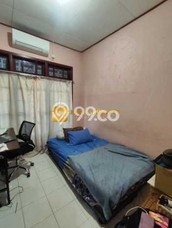 Dijual Rumah 4 Kamar Lokasi Strategis Nyaman dan Strategis di Kramat Jati Dijual Rumah 4 Kamar Lokasi Strategis Nyaman dan Strategis di Kramat Jati
