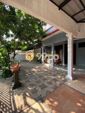 Hunian Mewah LB 285m2 Siap Pakai Desain Elegan di Jatiwaringin, Bekasi Hunian Mewah LB 285m2 Siap Pakai Desain Elegan di Jatiwaringin, Bekasi