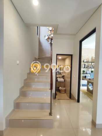 Dijual Rumah Premium dengan Fasilitas Sekitar Lengkap di Sawangan, Depok Dijual Rumah Premium dengan Fasilitas Sekitar Lengkap di Sawangan, Depok