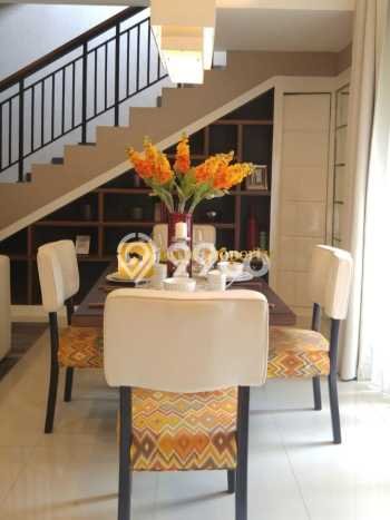 Hunian Cantik Modern Lb 150m2 di Sawangan, Depok Hunian Cantik Modern Lb 150m2 di Sawangan, Depok