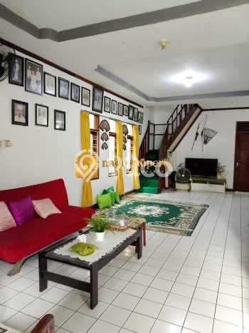 Rumah Elit Modern Tanpa Renovasi di Cawang Jakarta Timur Rumah Elit Modern Tanpa Renovasi di Cawang Jakarta Timur