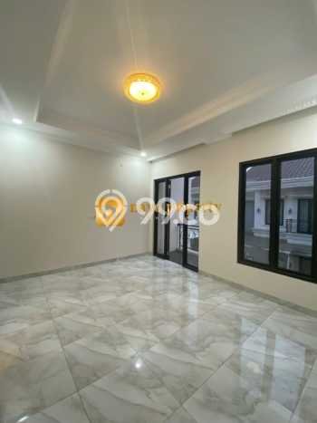 Dijual Rumah 3 Kamar Lokasi Strategis Bagus dan Strategis di Pondok Gede Dijual Rumah 3 Kamar Lokasi Strategis Bagus dan Strategis di Pondok Gede