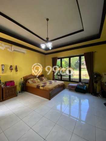 Hunian Mewah LB 285m2 Siap Pakai Desain Elegan di Jatiwaringin, Bekasi Hunian Mewah LB 285m2 Siap Pakai Desain Elegan di Jatiwaringin, Bekasi