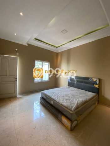 For Sale Hunian Rumah Terawat 3 KT di Jatiwaringin, Bekasi For Sale Hunian Rumah Terawat 3 KT di Jatiwaringin, Bekasi