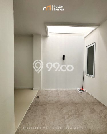 Siap Huni Rumah Mewah 4 Kamar di BSD Dekat ke Mana Saja Siap Huni Rumah Mewah 4 Kamar di BSD Dekat ke Mana Saja