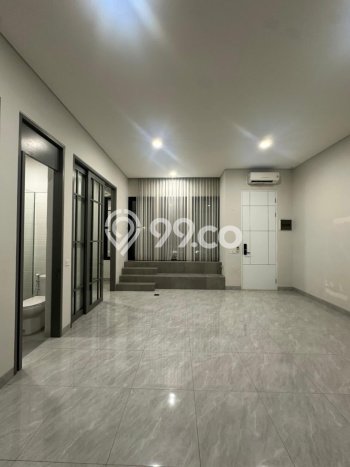 Rumah Bagus Siap Huni Di BSD Luas 198m2 Lokasi Strategis Rumah Bagus Siap Huni Di BSD Luas 198m2 Lokasi Strategis