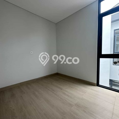 Rumah Bagus Siap Huni Di BSD Luas 198m2 Lokasi Strategis Rumah Bagus Siap Huni Di BSD Luas 198m2 Lokasi Strategis