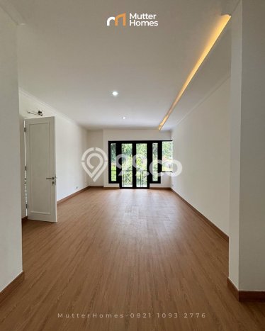Siap Huni Rumah Mewah 4 Kamar di BSD Dekat ke Mana Saja Siap Huni Rumah Mewah 4 Kamar di BSD Dekat ke Mana Saja