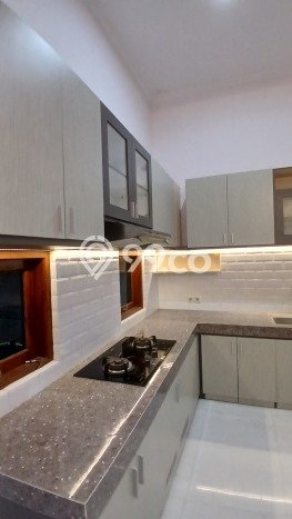 Rumah Modern 4 Kamar LT 180m2 di Solo Baru Rumah Modern 4 Kamar LT 180m2 di Solo Baru