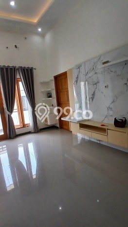 Rumah Cantik Siap Pakai Di Gentan Luas 120m2 Lokasi Strategis Rumah Cantik Siap Pakai Di Gentan Luas 120m2 Lokasi Strategis