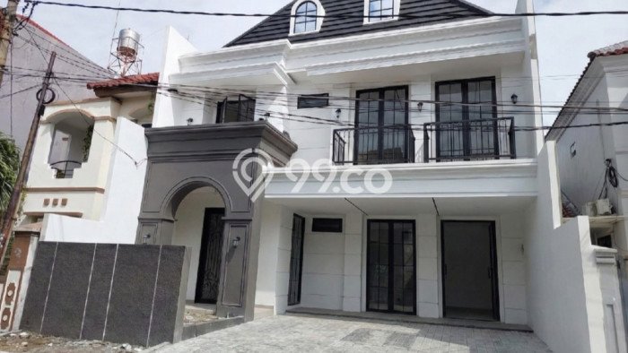Hunian Mewah Dijual LT 200m2 di Mulyorejo, Surabaya Hunian Mewah Dijual LT 200m2 di Mulyorejo, Surabaya