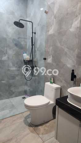 Rumah Elit Modern Tanpa Renovasi di Kemang Pratama Bekasi Rumah Elit Modern Tanpa Renovasi di Kemang Pratama Bekasi