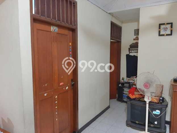 Hunian Eksklusif Siap Huni LT 214m2 di Kebayoran Lama, Jakarta Selatan Hunian Eksklusif Siap Huni LT 214m2 di Kebayoran Lama, Jakarta Selatan