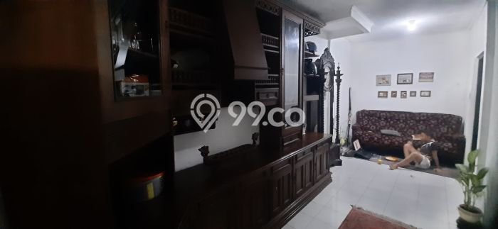 Rumah Luxury Modern Tanpa Renovasi di Pondok Kelapa Jakarta Timur Rumah Luxury Modern Tanpa Renovasi di Pondok Kelapa Jakarta Timur